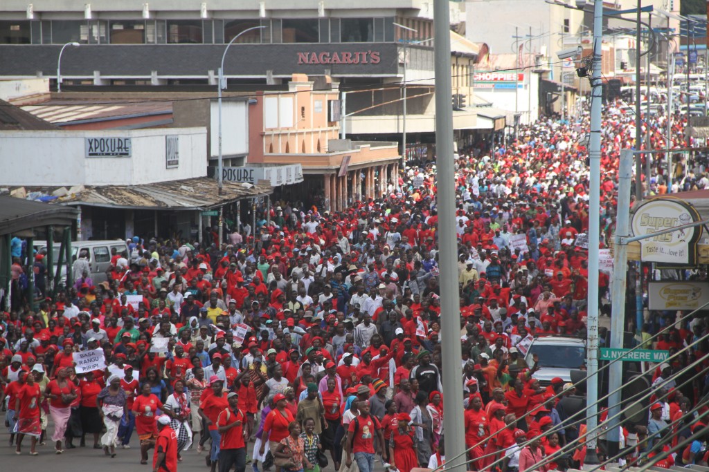 “Deliver the 2,2 million jobs ” protesters tell Mugabe